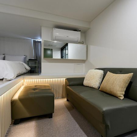 Hotel Chloe Сеул Экстерьер фото