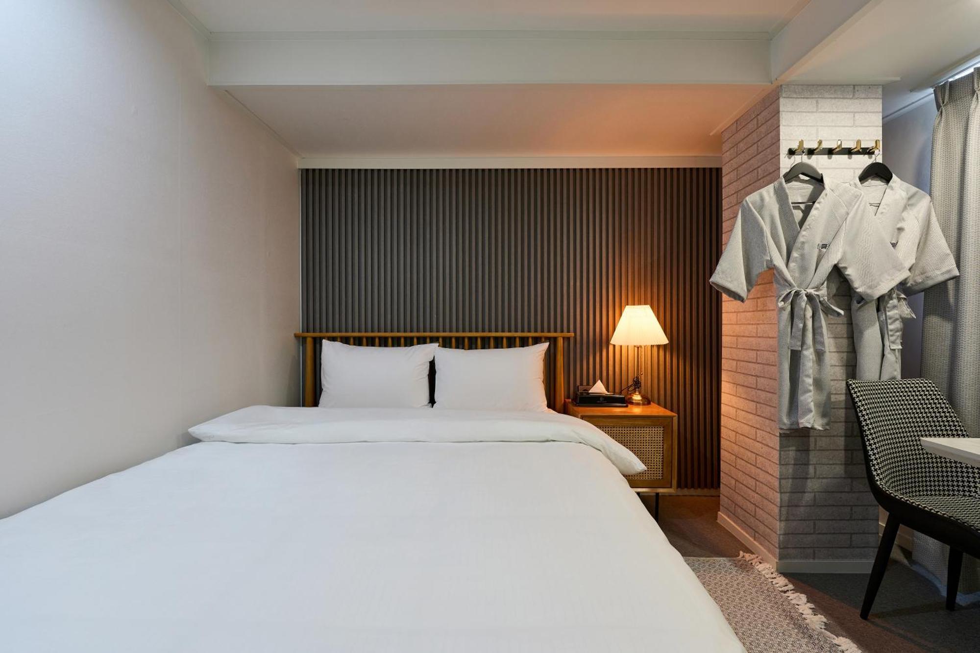 Hotel Chloe Сеул Экстерьер фото
