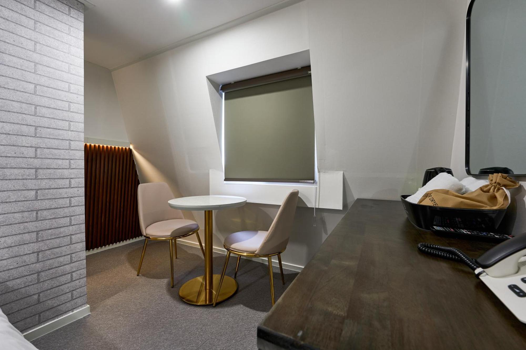 Hotel Chloe Сеул Экстерьер фото