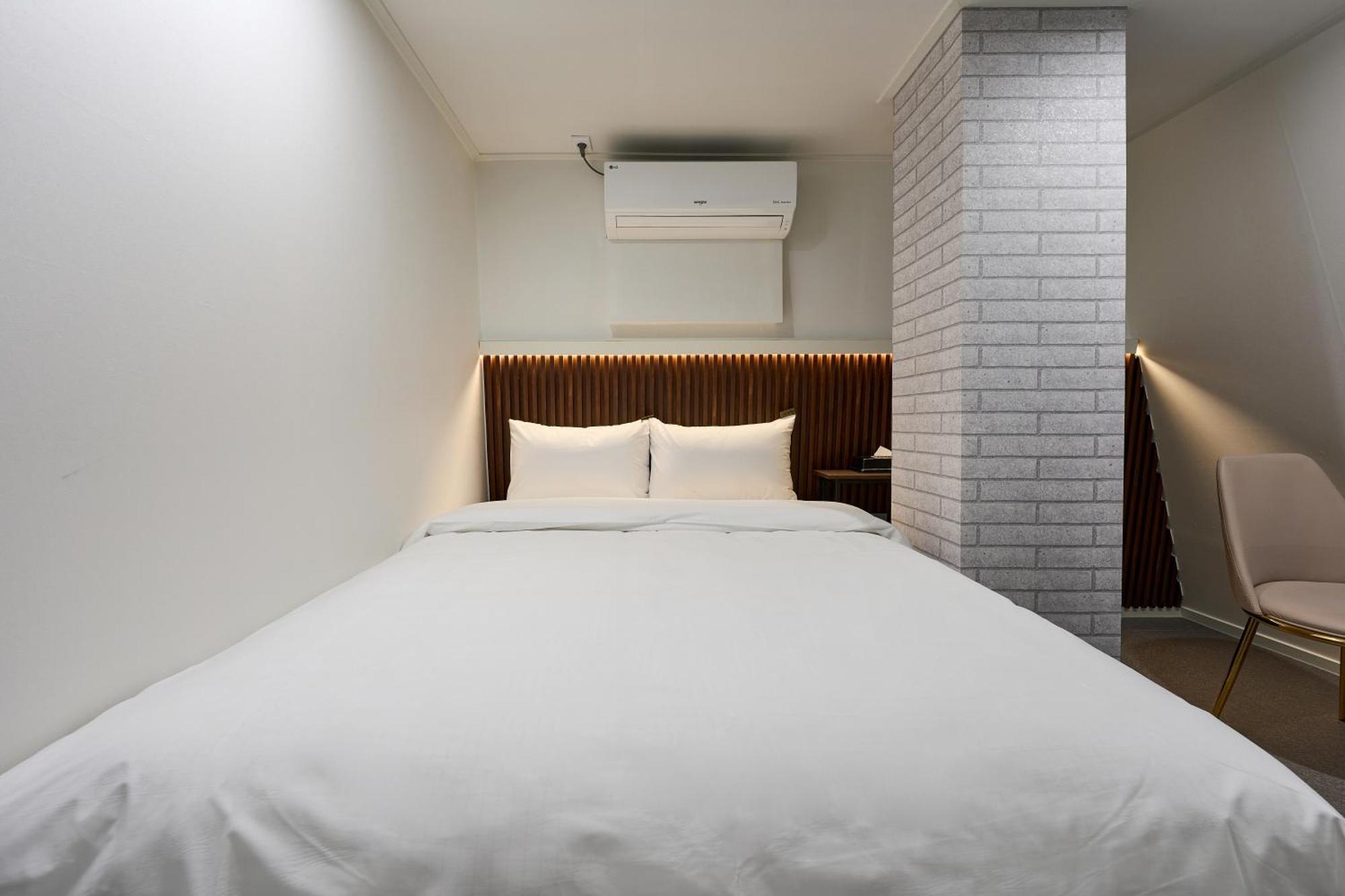 Hotel Chloe Сеул Экстерьер фото