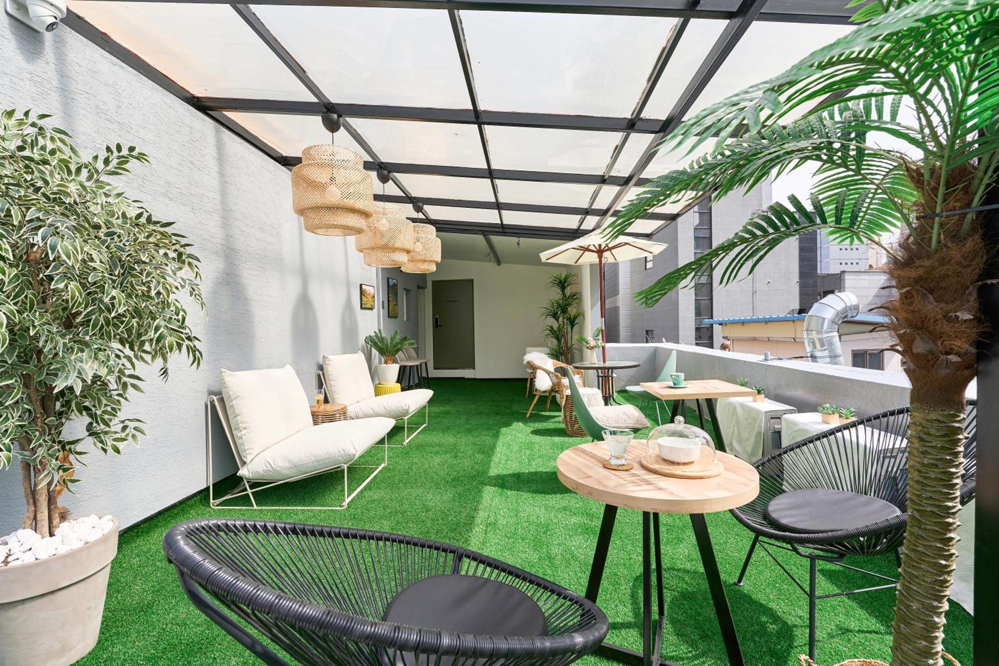 Hotel Chloe Сеул Экстерьер фото